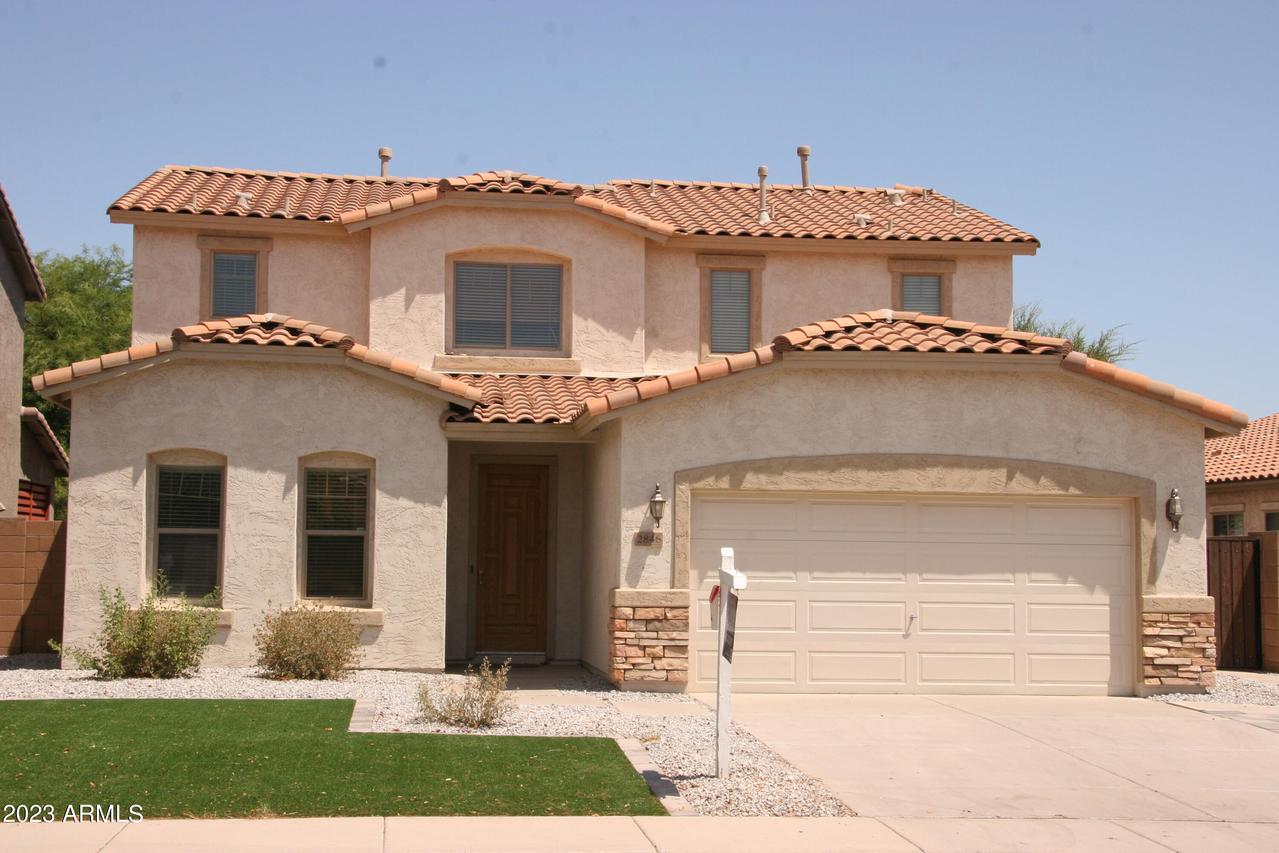 2846 W Mila Way, San Tan Valley, AZ 85144
