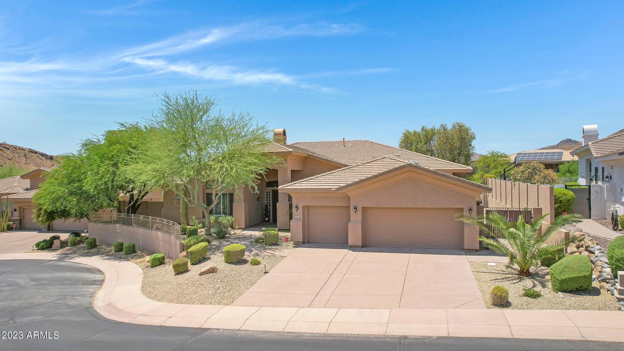 116 E Desert Wind Dr., Phoenix, AZ 85048