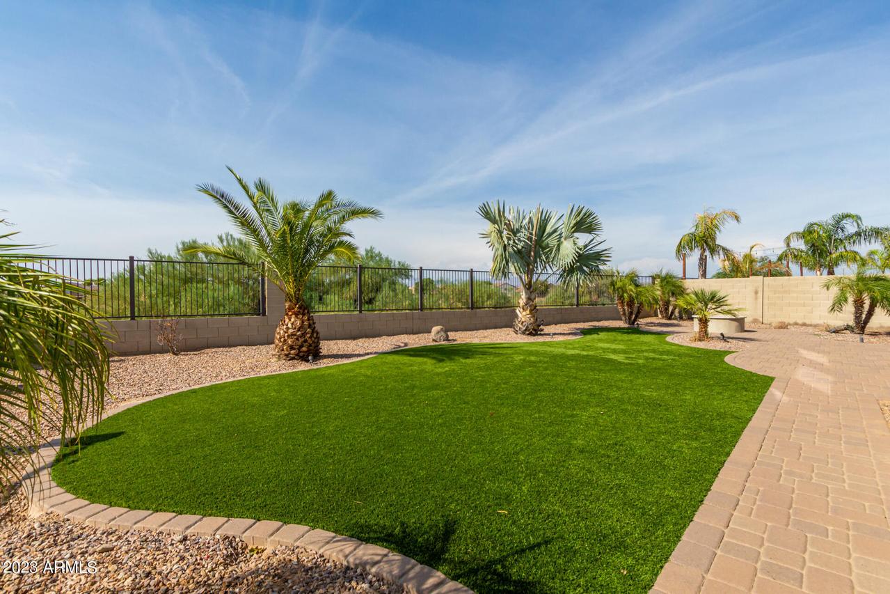 1584 E Debbie Dr., San Tan Valley, AZ 85140