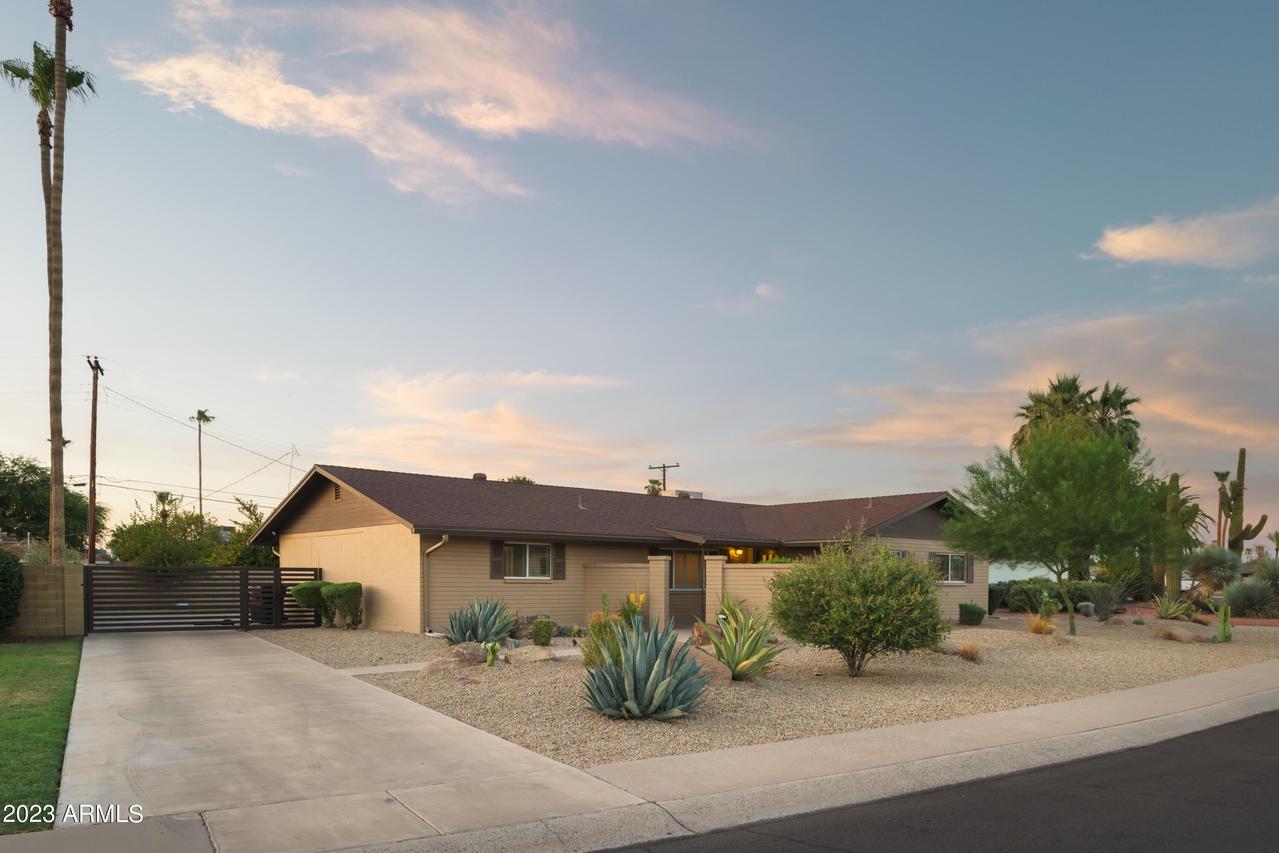 8226 E Rancho Vista Dr., Scottsdale, AZ 85251