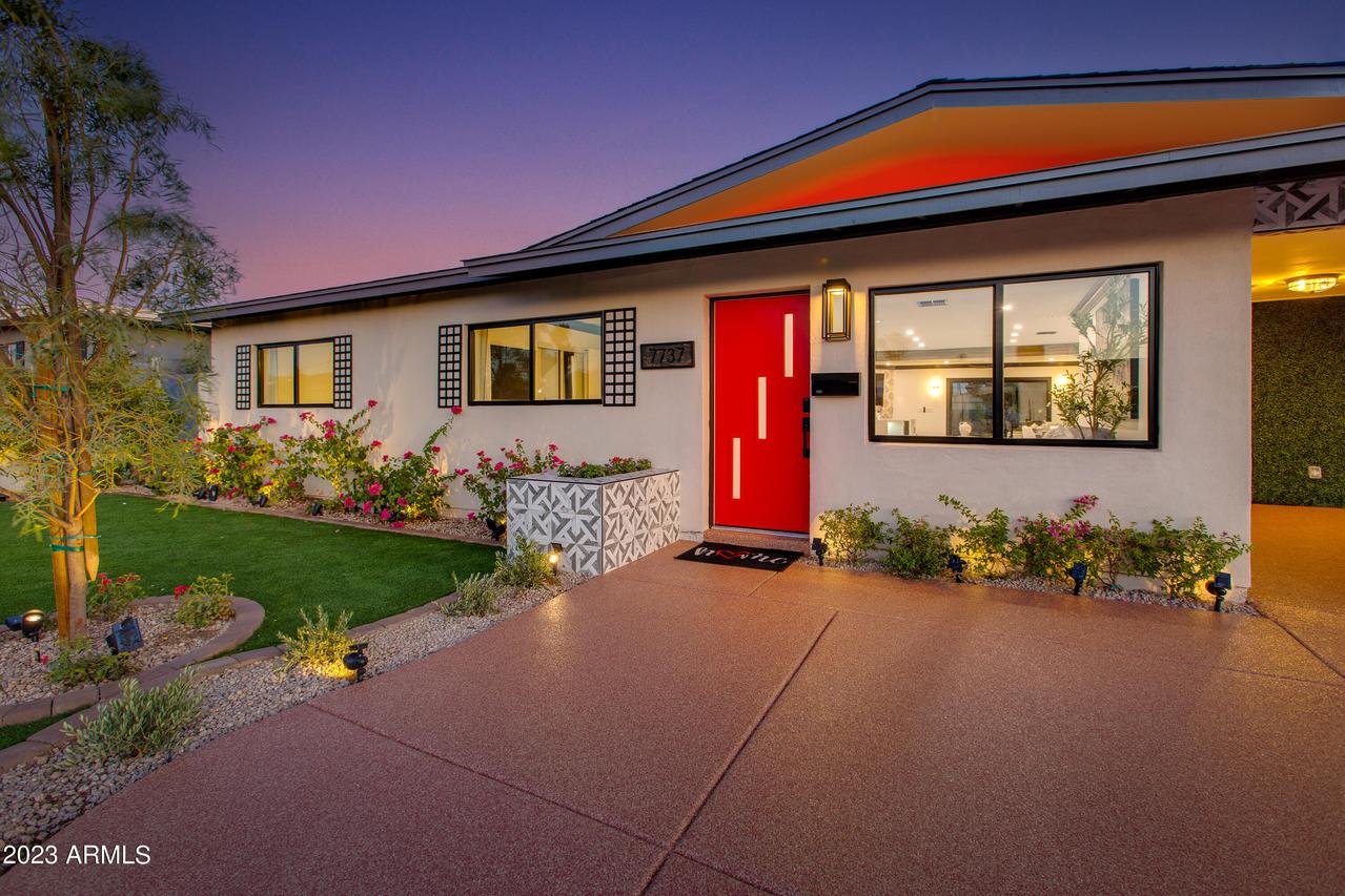 7737 E Roosevelt St., Scottsdale, AZ 85257