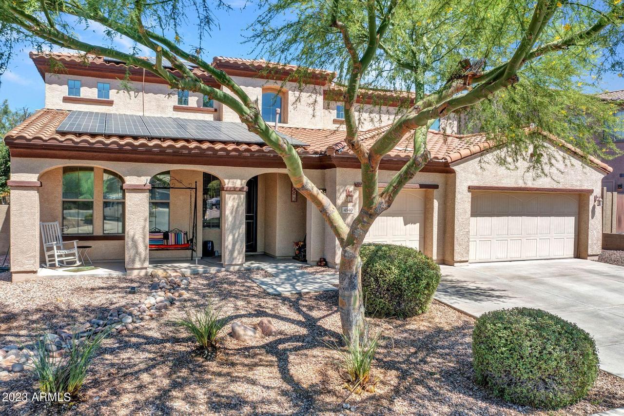 4540 W Powell Dr., New River, AZ 85087
