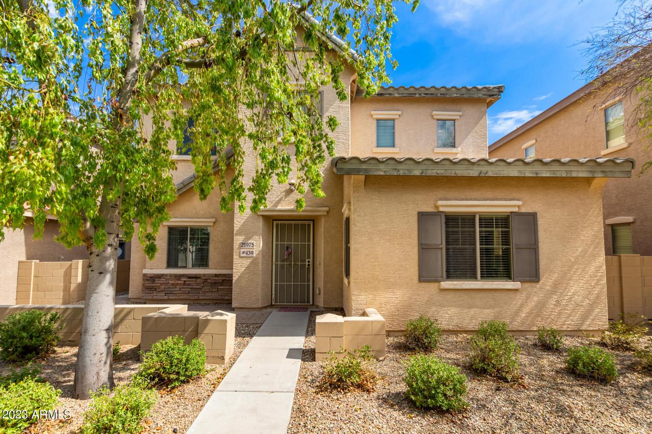 21975 N 103rd Ln. #439, Peoria, AZ 85383