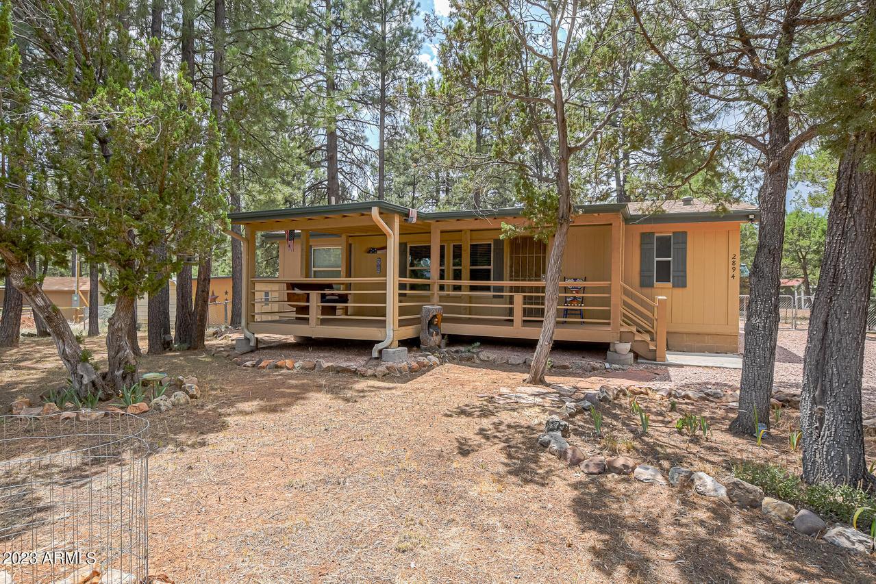 2894 Pine Rim Rd., Overgaard, AZ 85933
