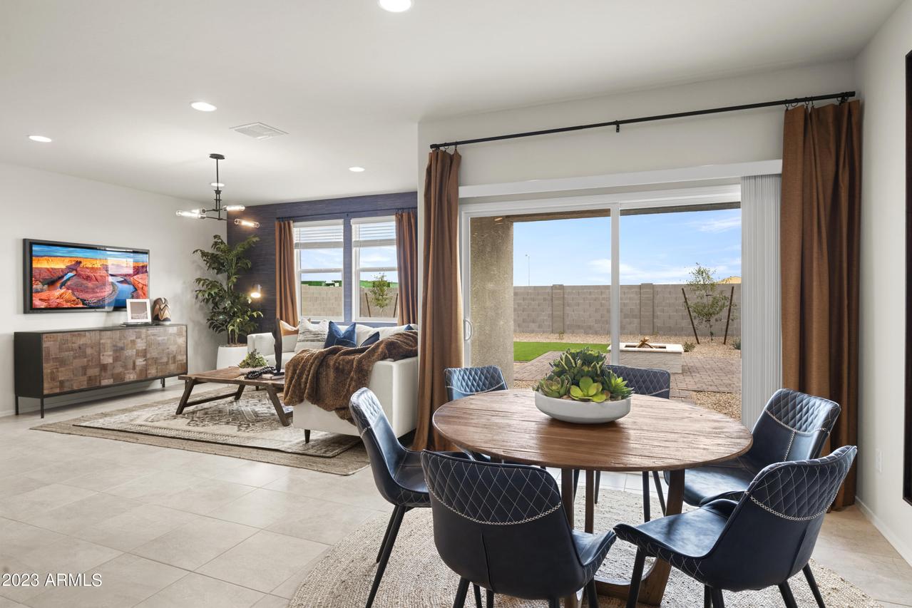 38095 W Amalfi Ave., Maricopa, AZ 85138