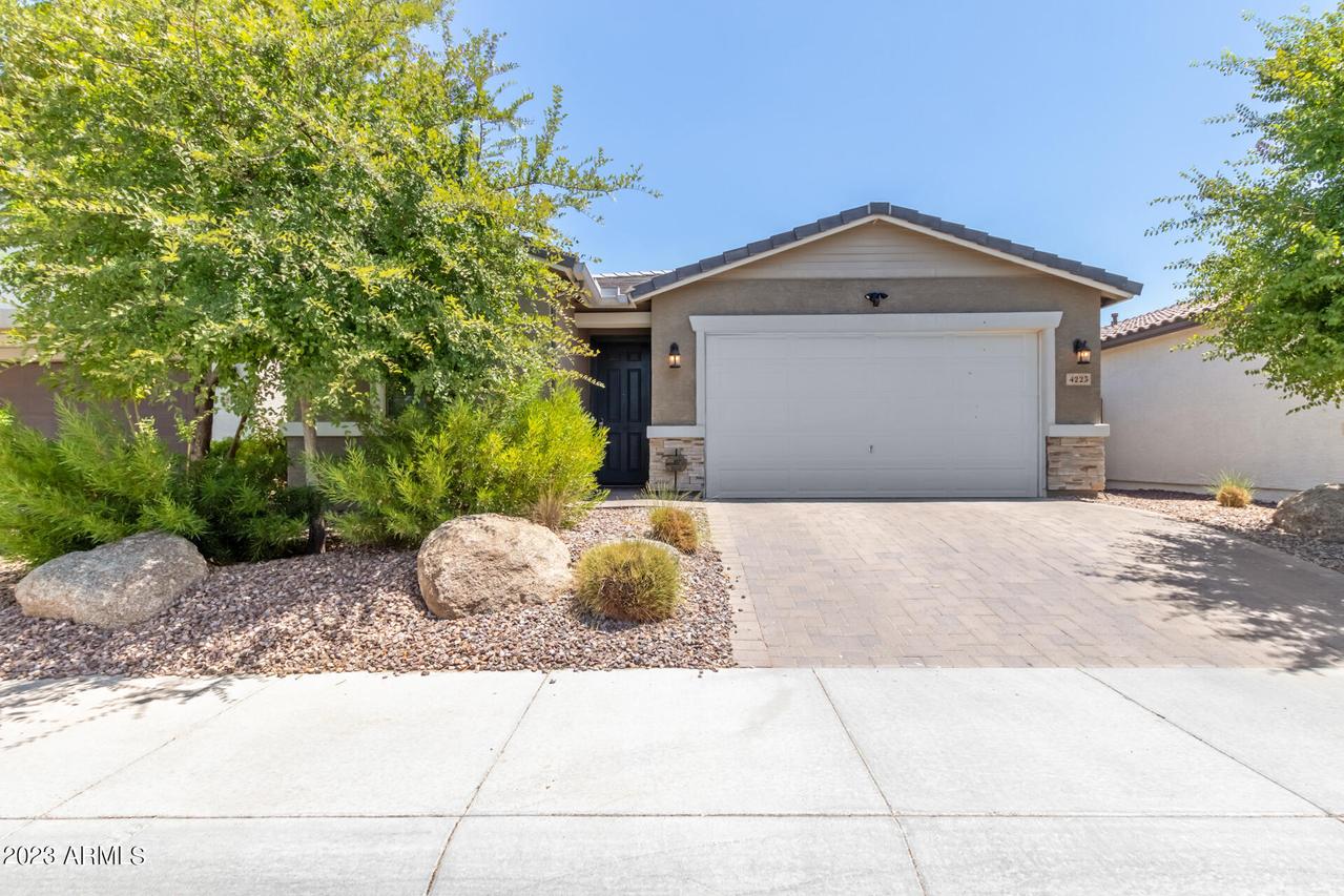 4223 N 87th Dr., Phoenix, AZ 85037