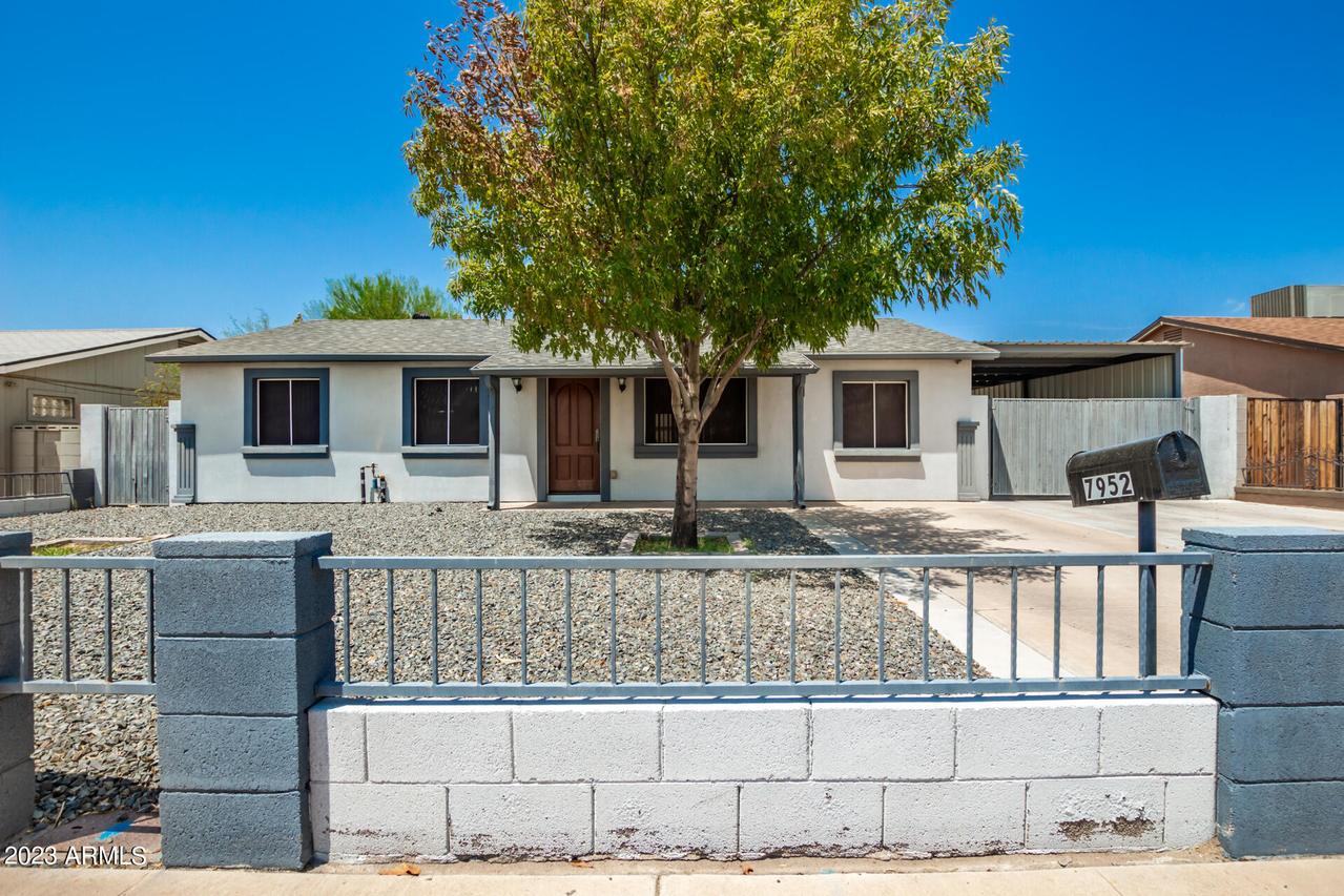 7952 W Hazelwood St., Phoenix, AZ 85033