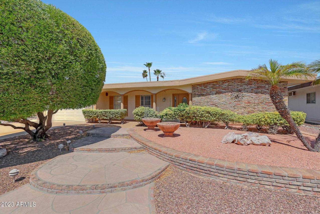 10714 W Wheatridge Dr., Sun City, AZ 85373