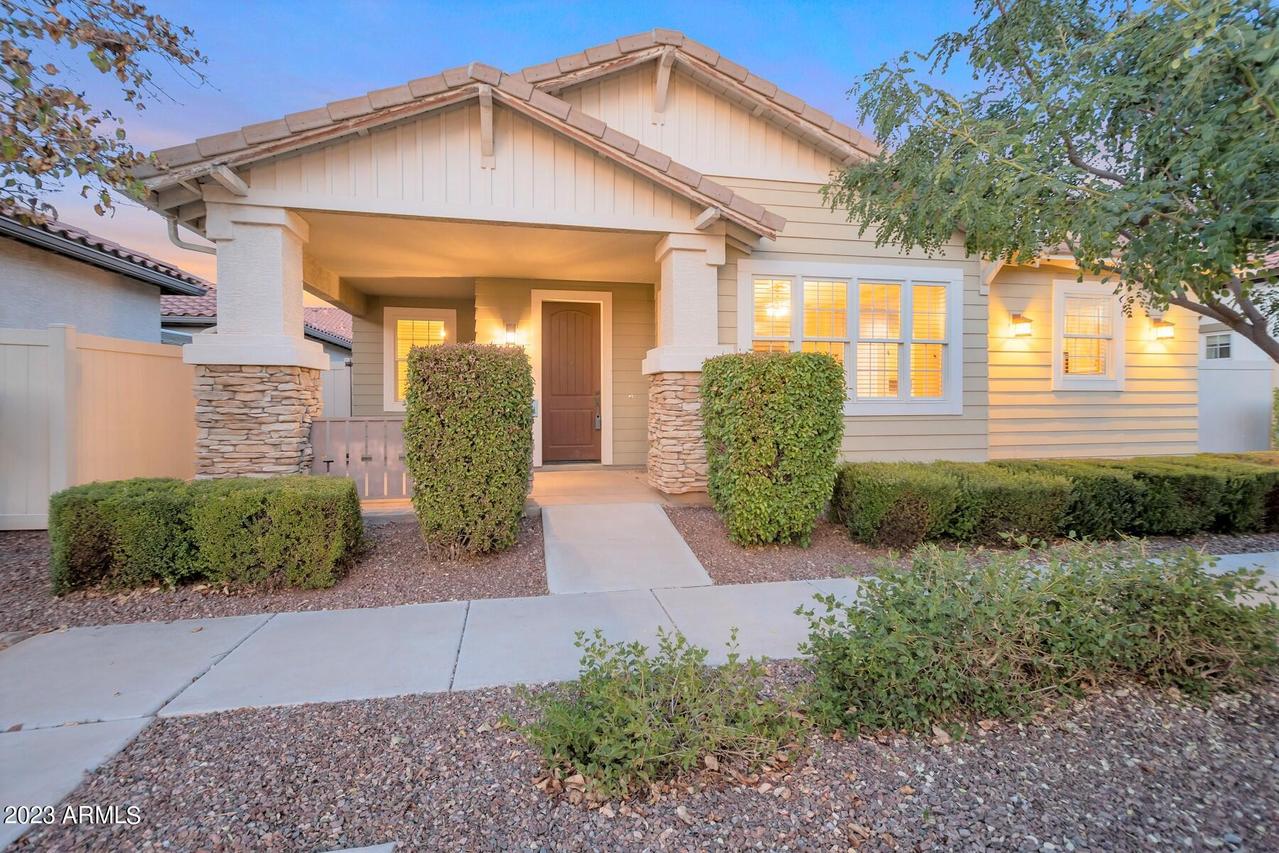 1142 S Storment Ln., Gilbert, AZ 85296