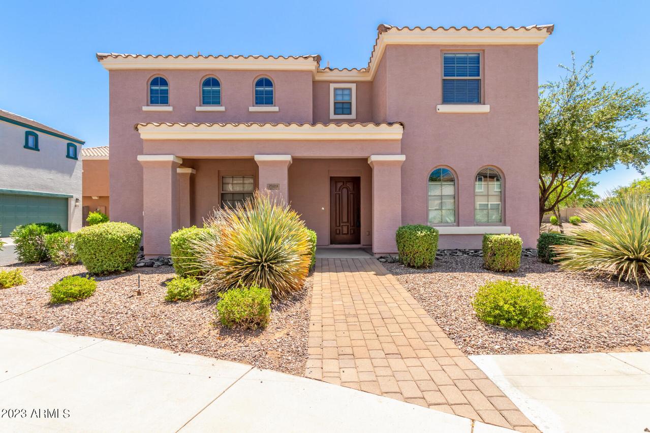 1919 S Tucana Ln., Gilbert, AZ 85295