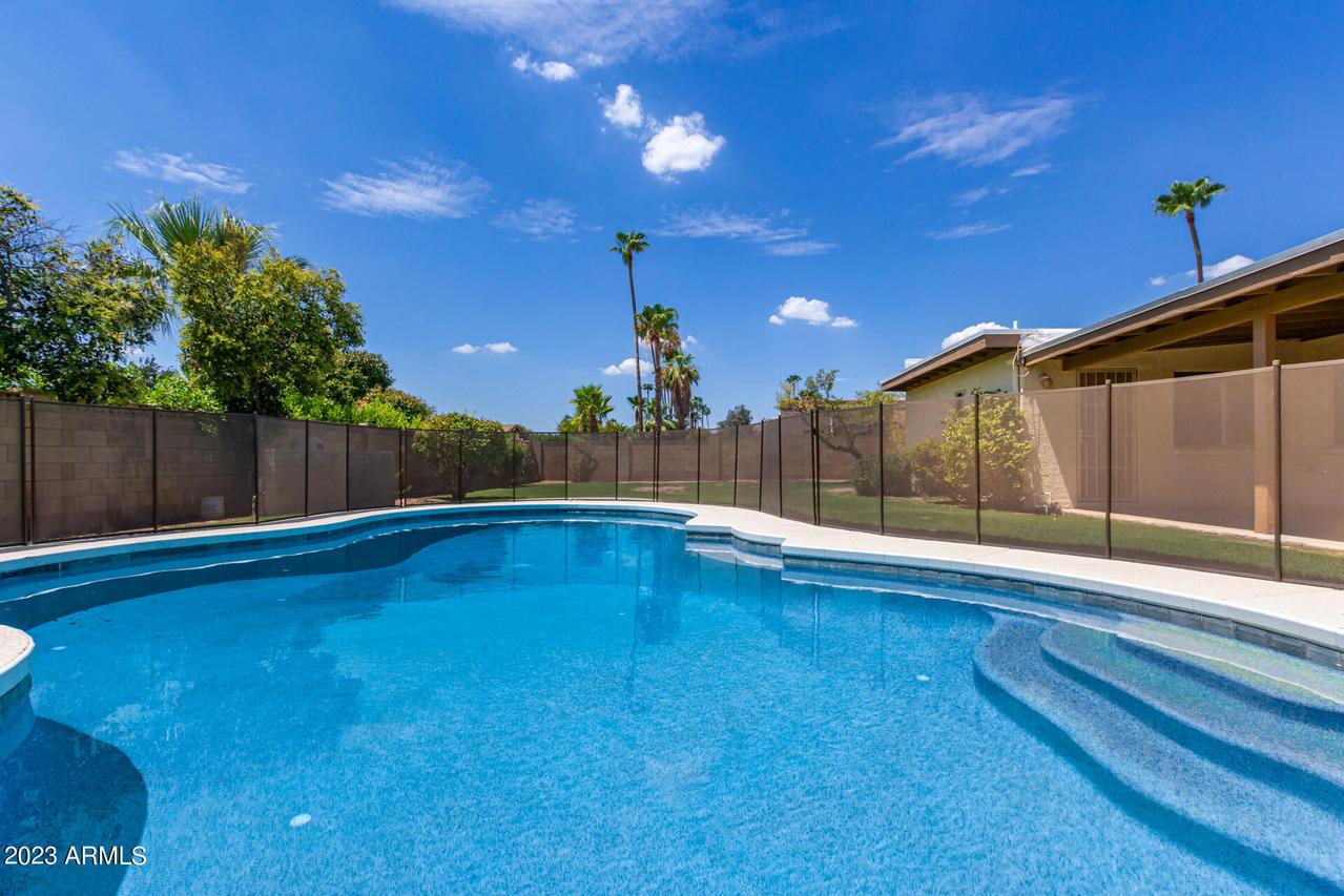 5809 E Betty Elyse Ln., Scottsdale, AZ 85254