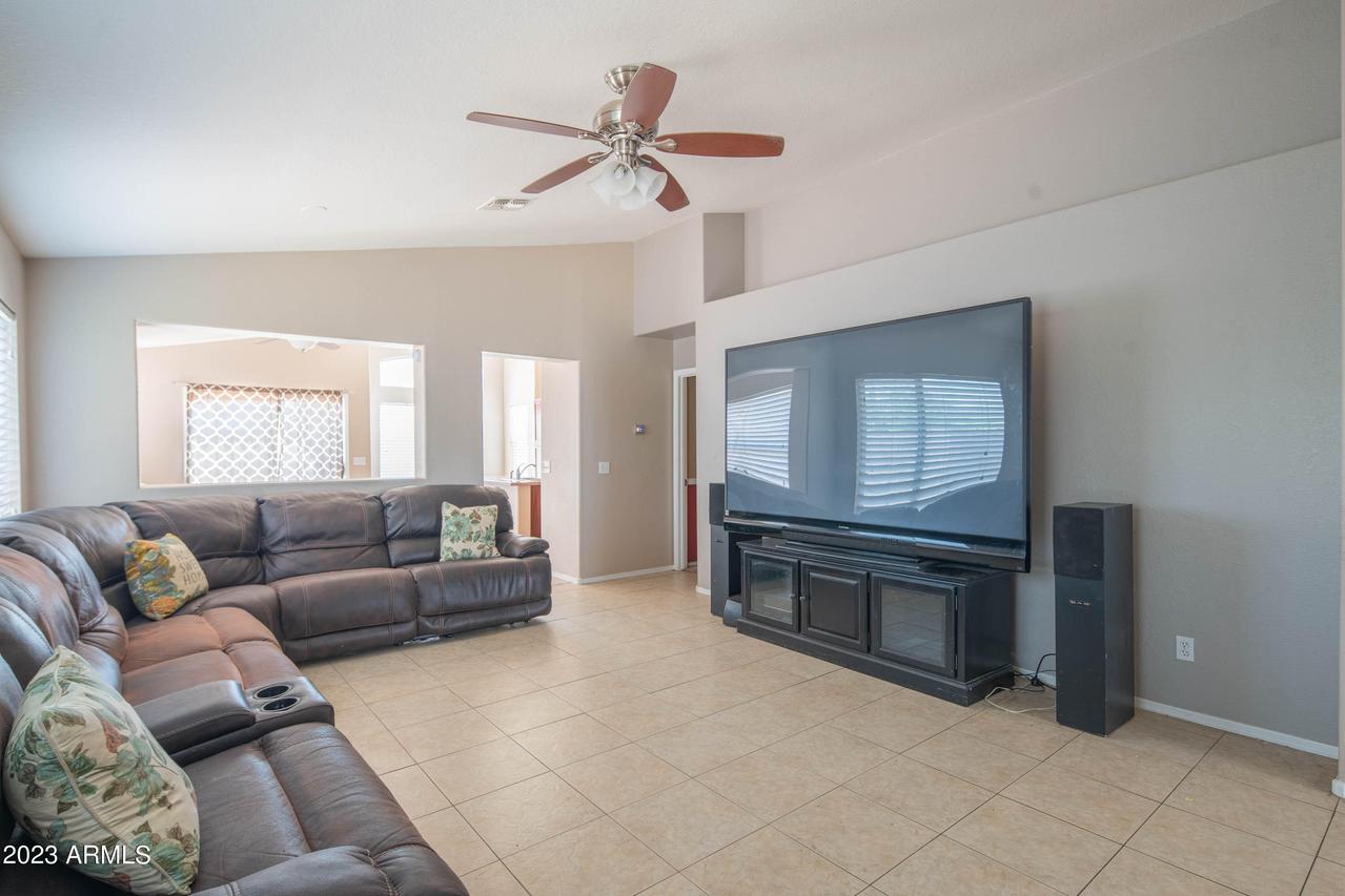 9341 E Carmel Ave., Mesa, AZ 85208