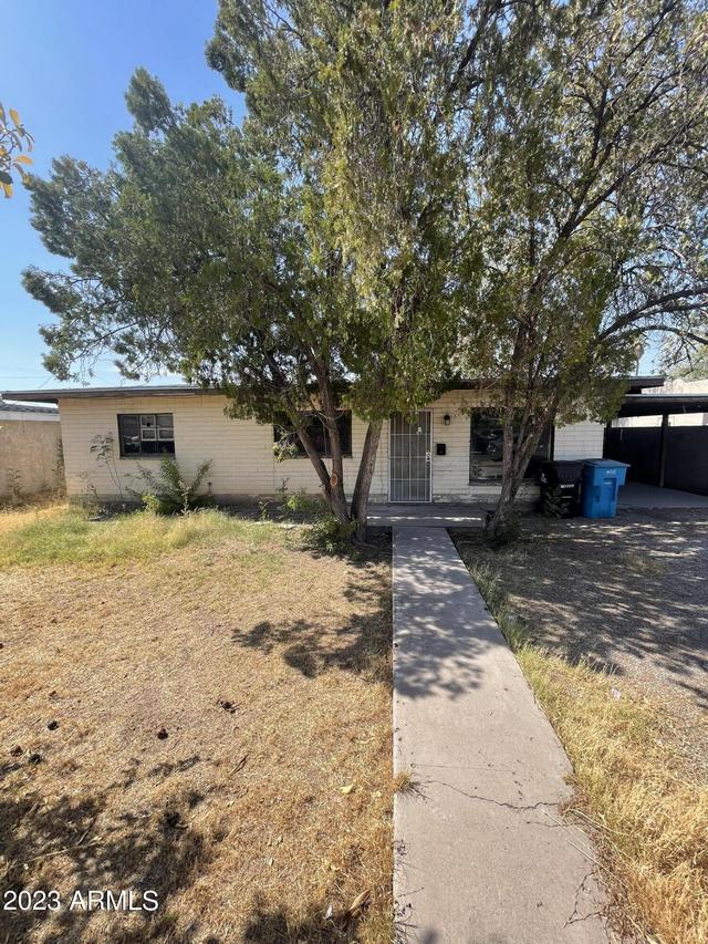 2555 W Flower St., Phoenix, AZ 85017