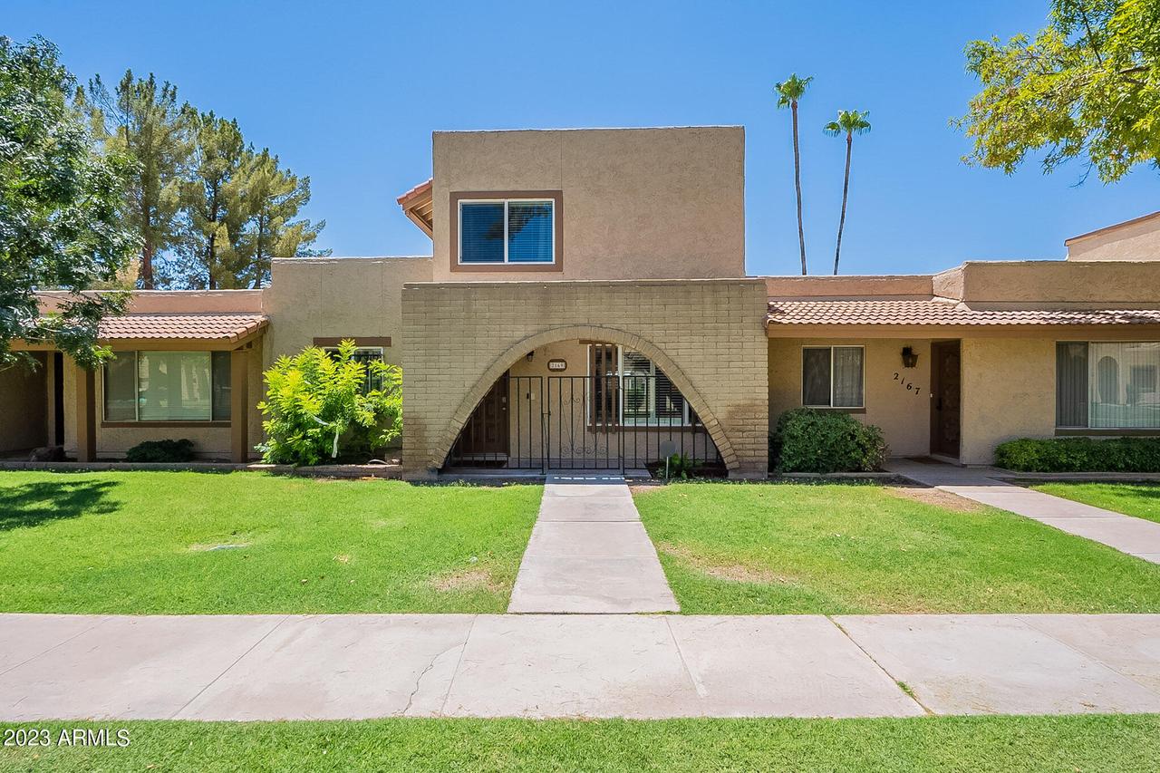 2169 E Ellis Dr., Tempe, AZ 85282