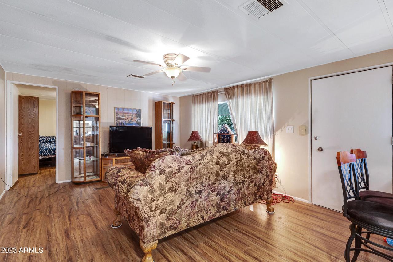 305 S Val Vista Dr. #265, Mesa, AZ 85206