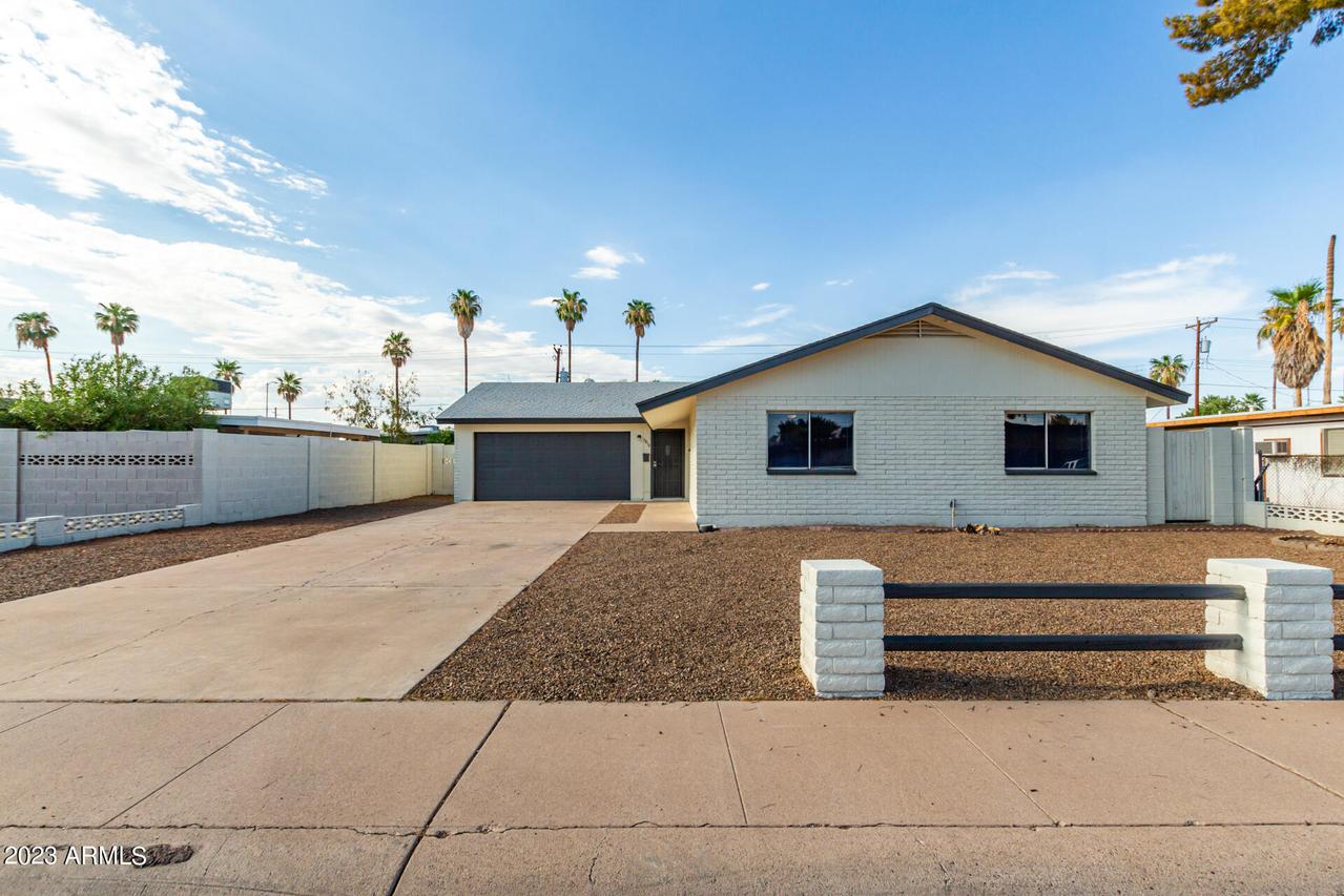 3814 W Puget Ave., Phoenix, AZ 85051