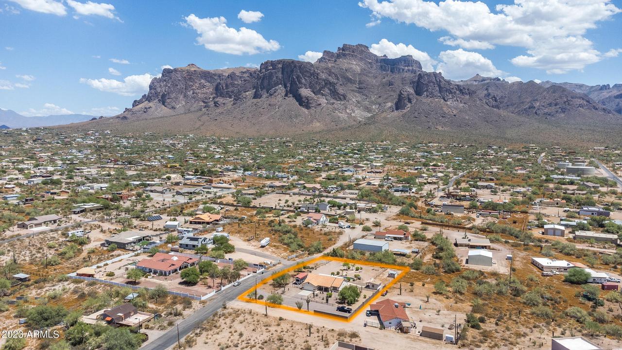 4939 E Greasewood St., Apache Junction, AZ 85119