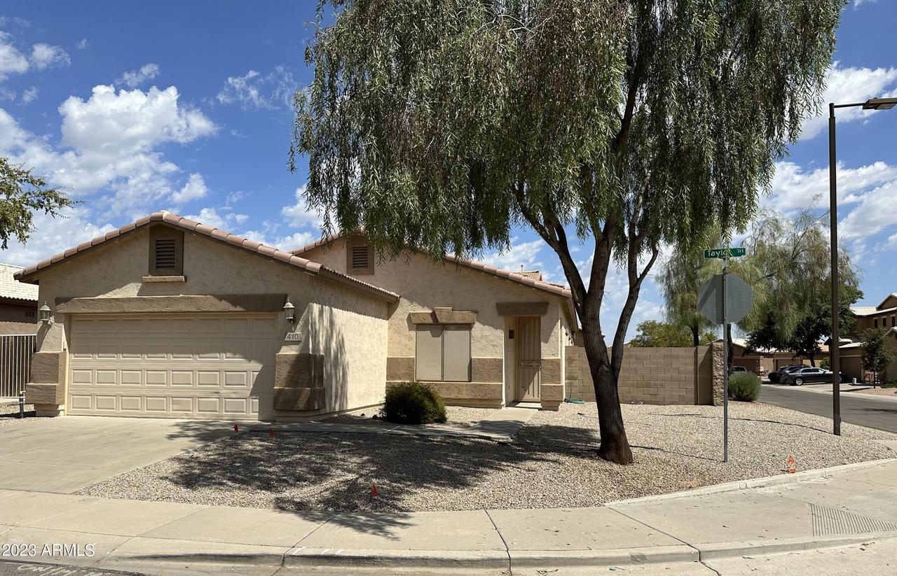 410 E Taylor Tr., San Tan Valley, AZ 85143