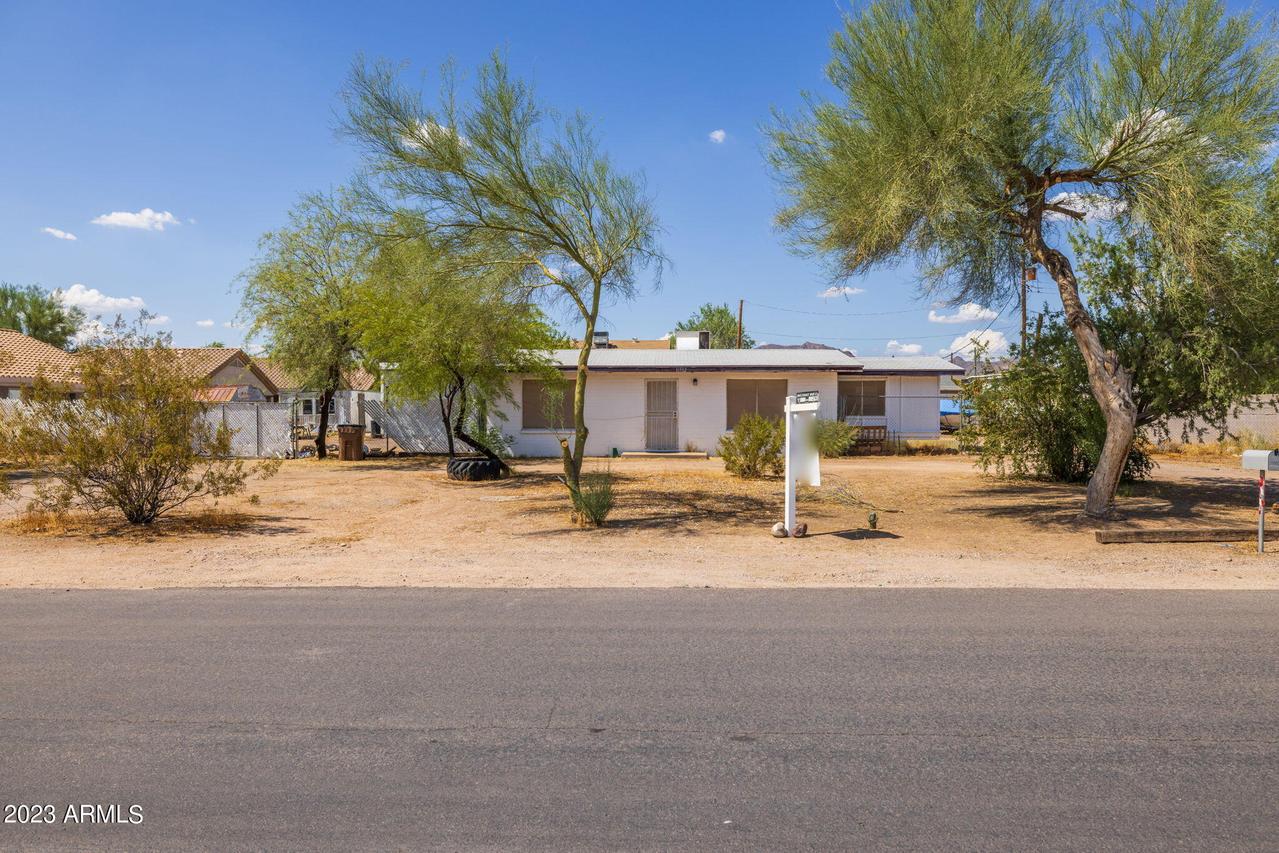 10502 E Boulder Dr., Apache Junction, AZ 85120