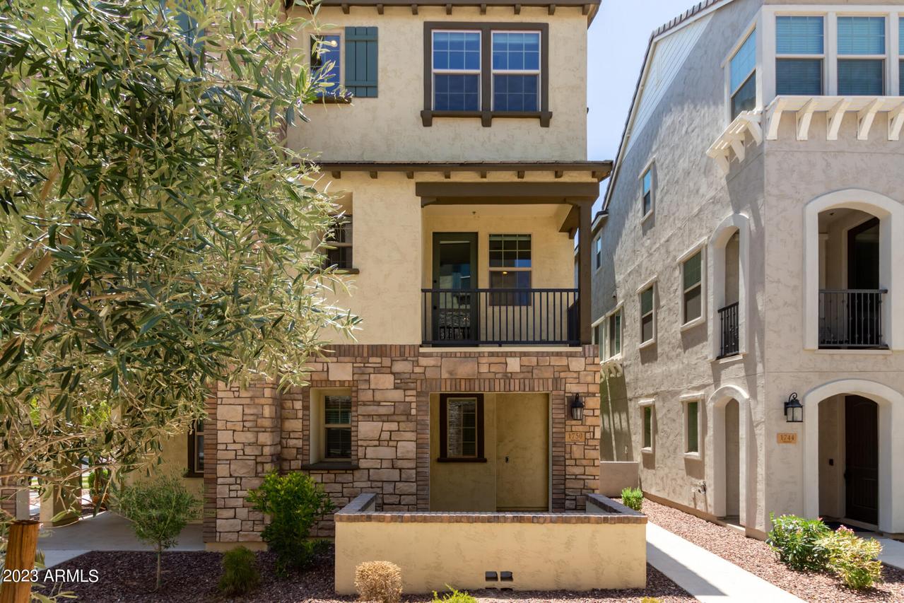 1750 E Dogwood Ln., Gilbert, AZ 85295