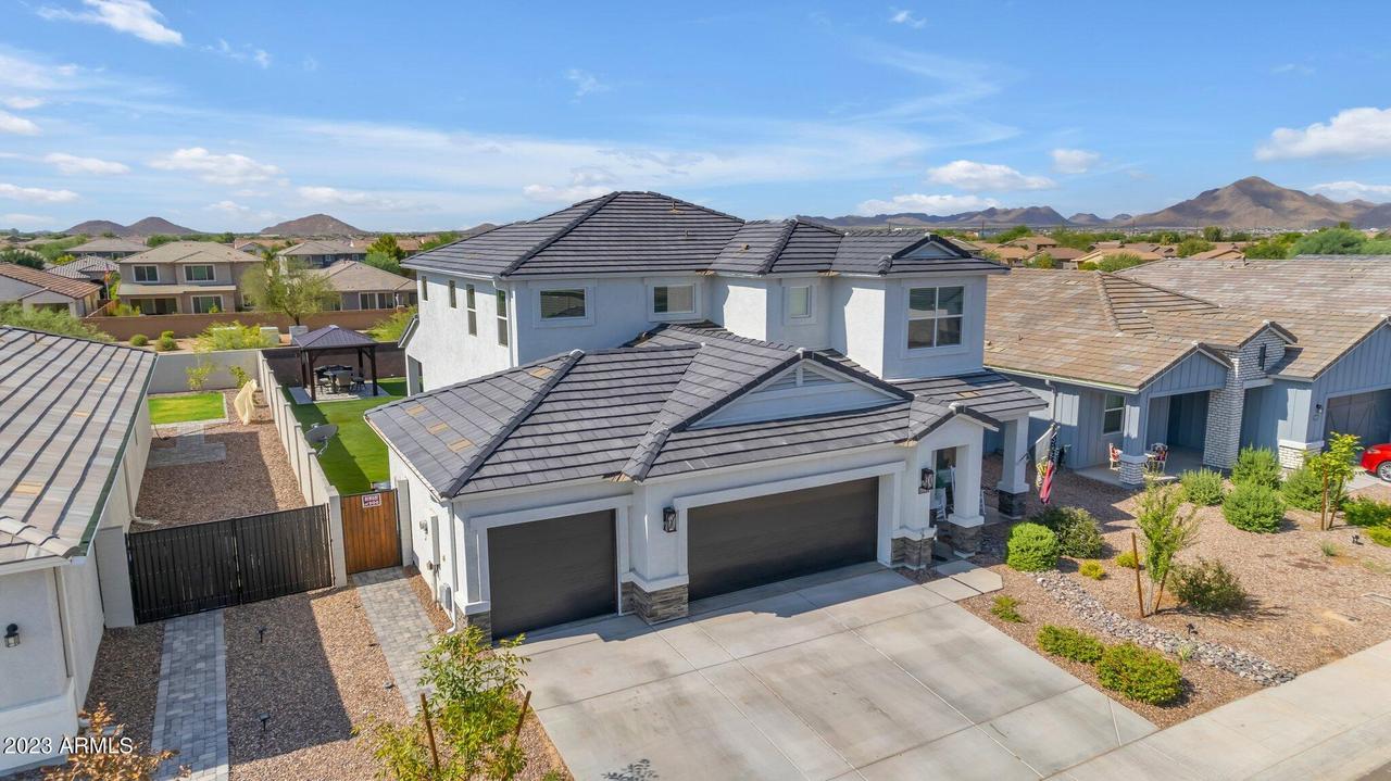 1069 W Horro Rd., Queen Creek, AZ 85143