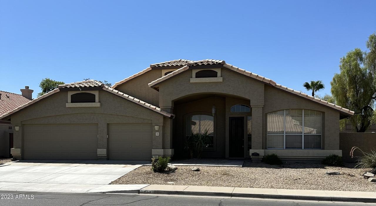 1751 W Flintlock Way, Chandler, AZ 85248