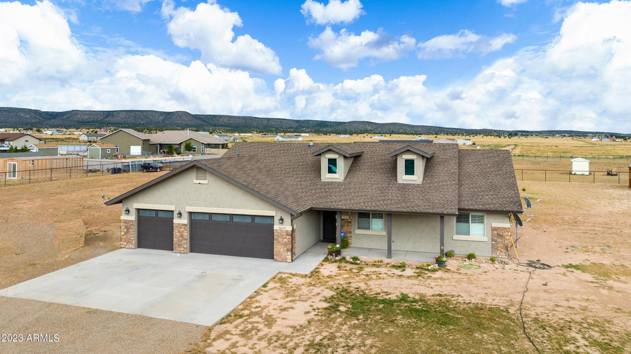 26175 N Vineyard Ln., Paulden, AZ 86334