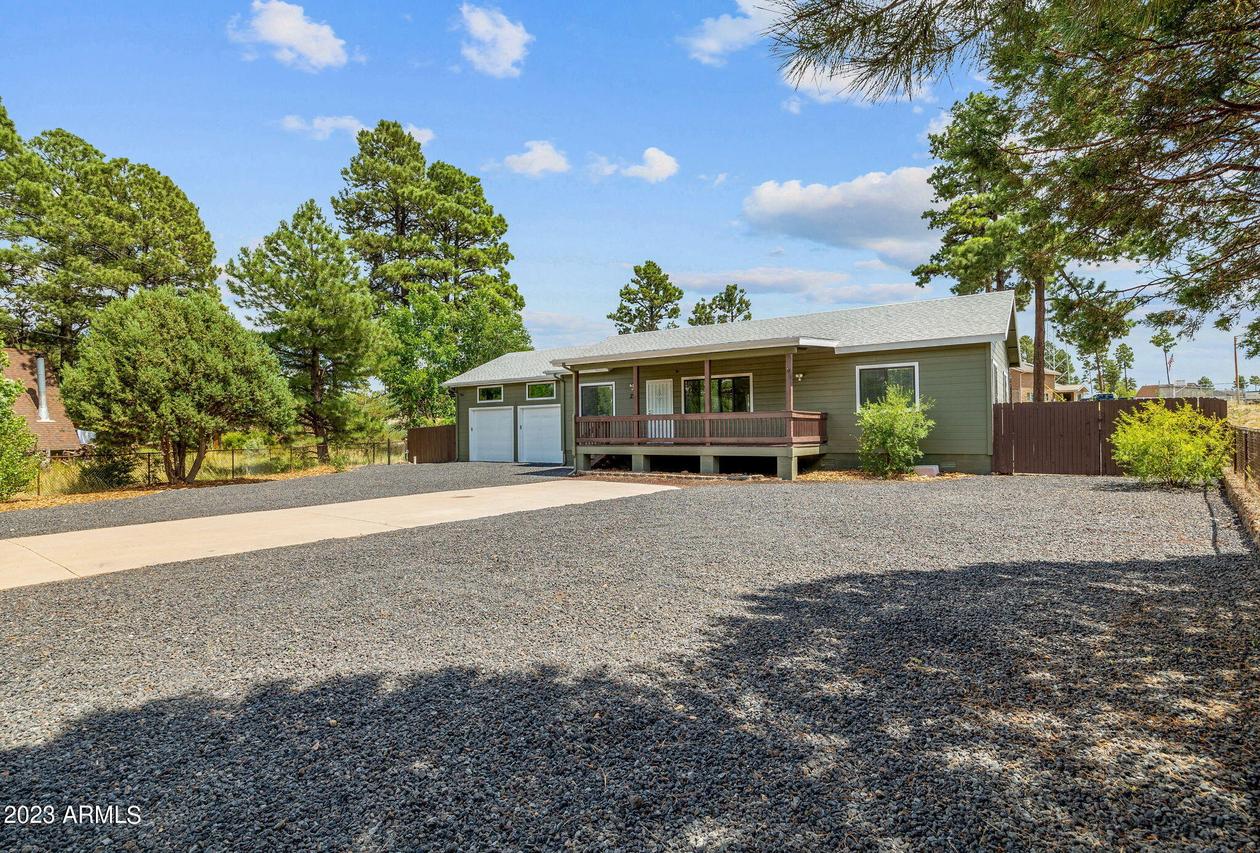 2731 Zane Grey Blvd., Overgaard, AZ 85933