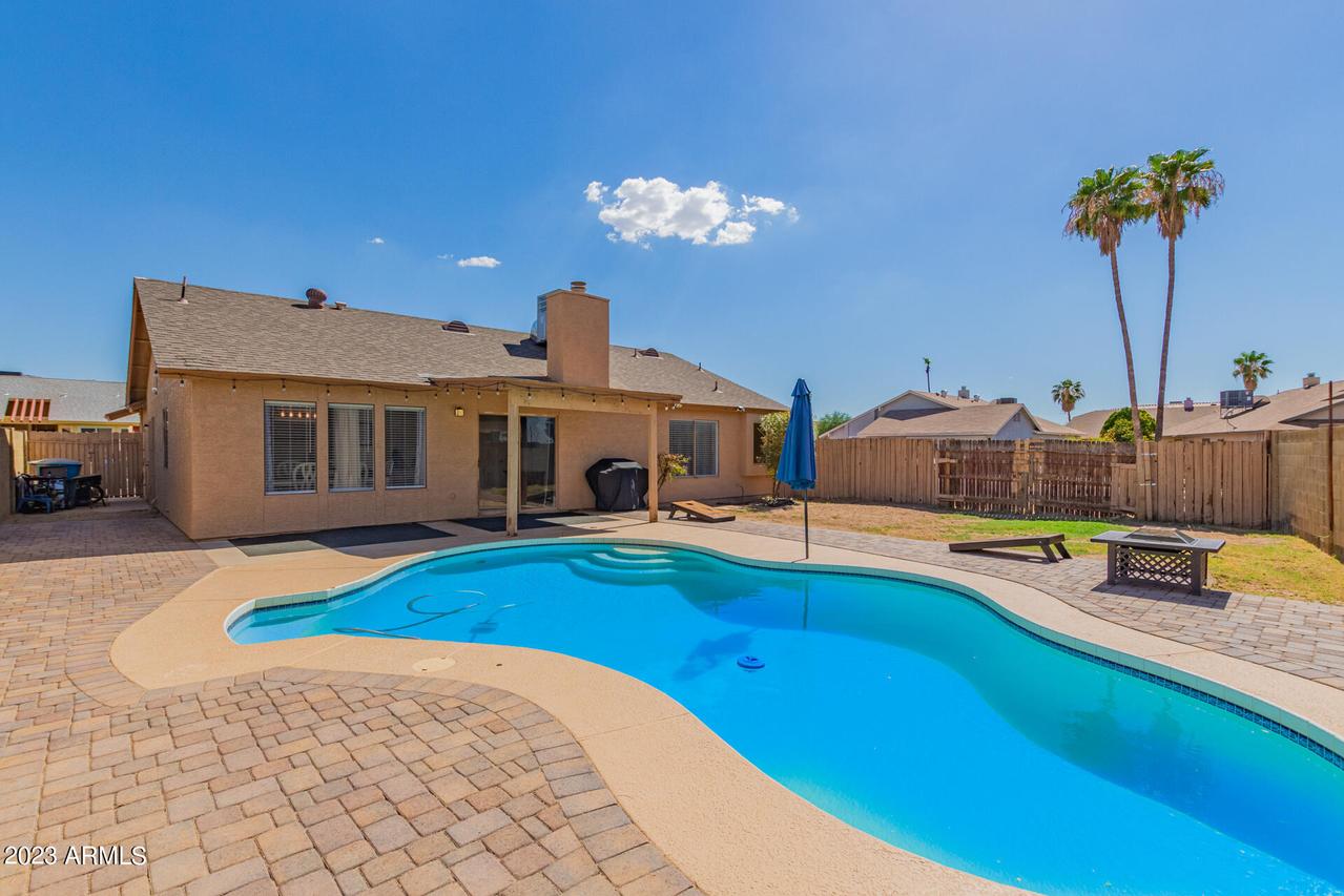 1744 E Saint Charles Ave., Phoenix, AZ 85042