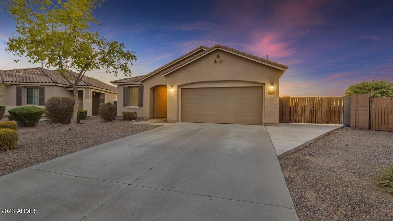35376 N Murray Grey Dr., San Tan Valley, AZ 85143