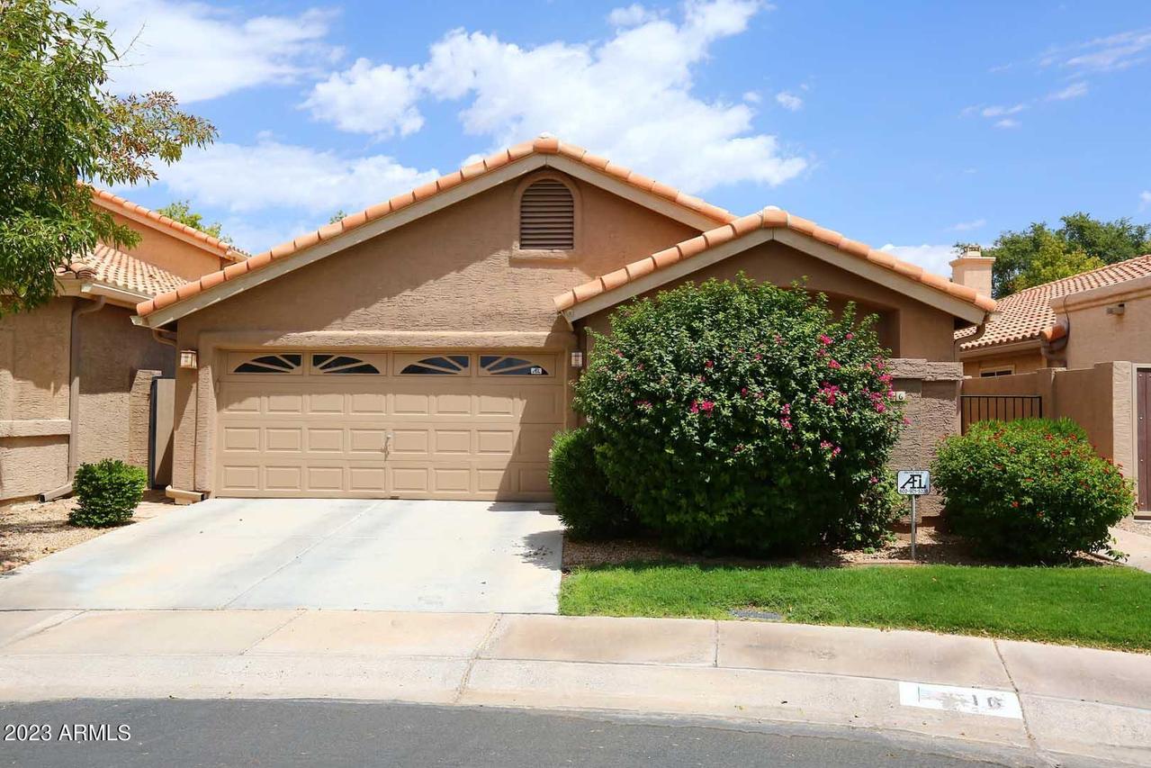16 E Dawn Dr., Tempe, AZ 85284