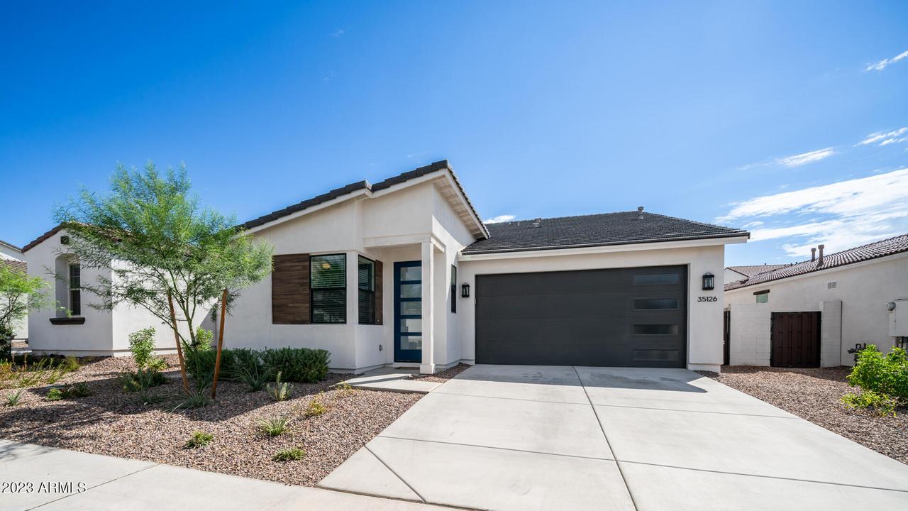 35126 N Lead Way, San Tan Valley, AZ 85143