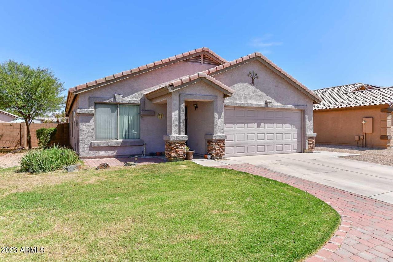 6406 W Magnolia St., Phoenix, AZ 85043