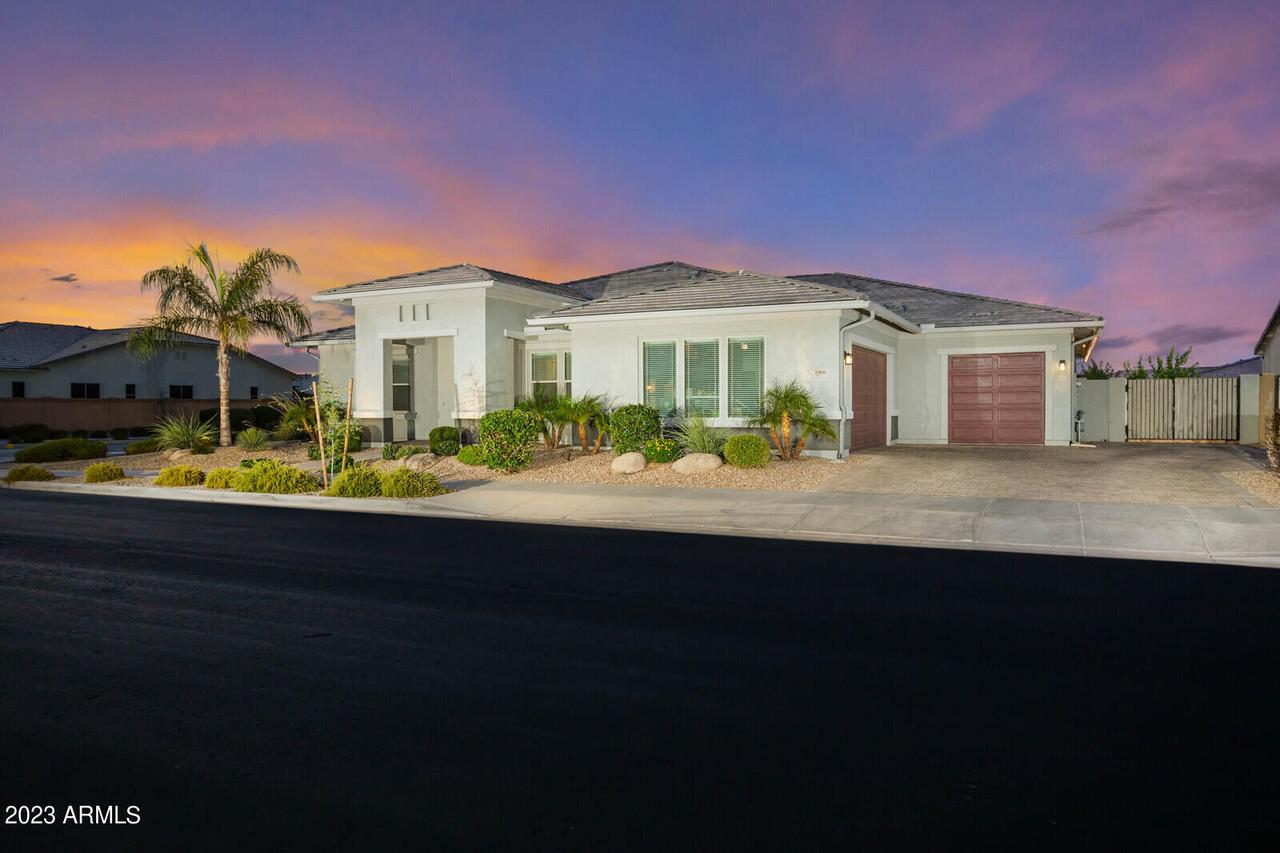 23106 E Desert Hills Dr., Queen Creek, AZ 85142