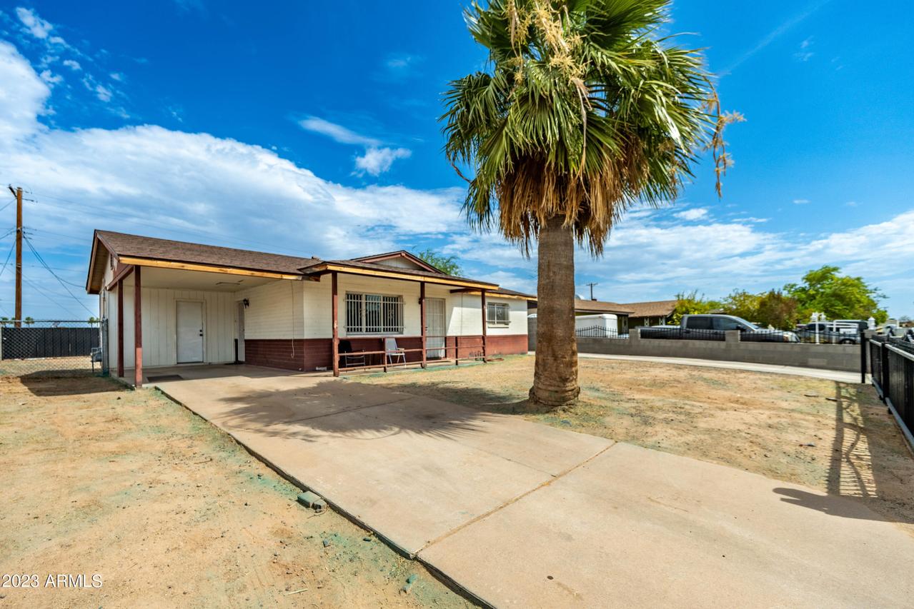 2128 W Wayland Rd., Phoenix, AZ 85041