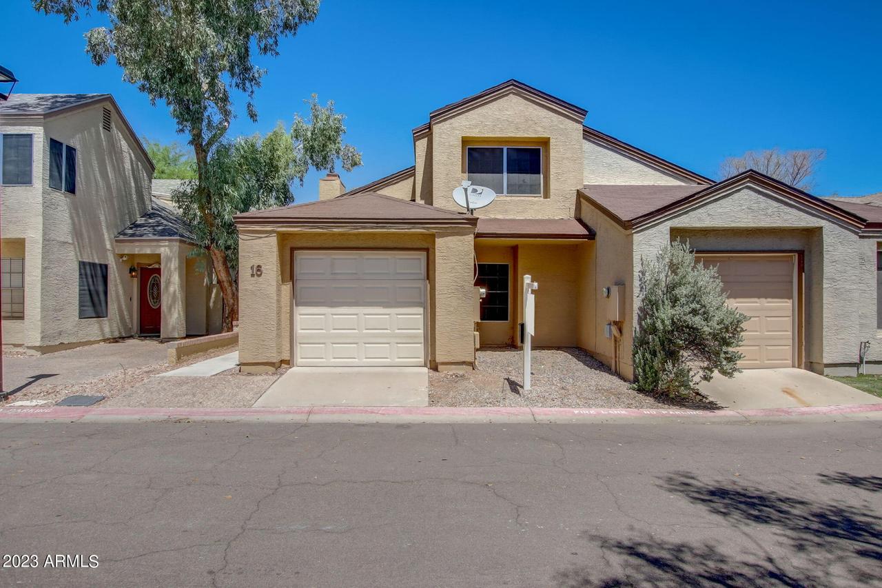 1822 S 39th St. #16, Mesa, AZ 85206