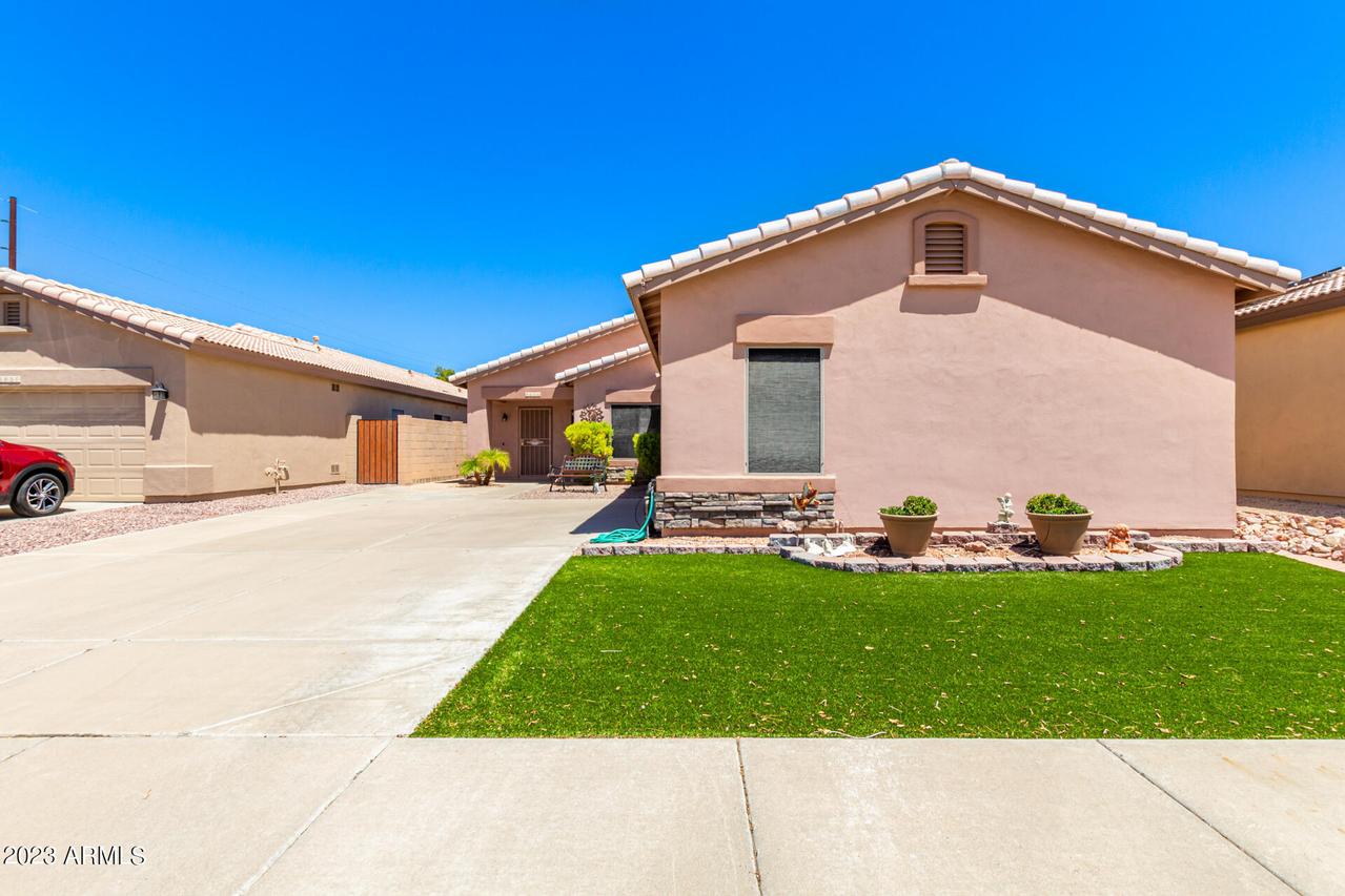 6626 W Honeysuckle Dr., Phoenix, AZ 85083
