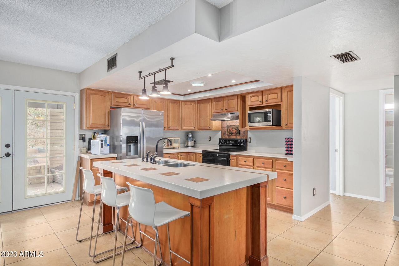 1131 W Isabella Ave., Mesa, AZ 85210