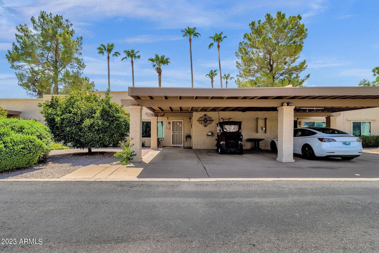 636 S 77th St., Mesa, AZ 85208