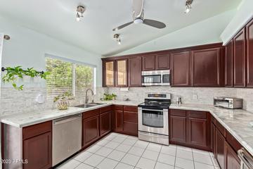 7251 W Tina Ln., Glendale, AZ 85310