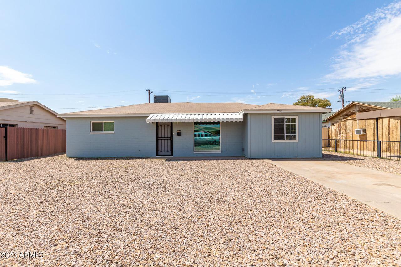 2915 W Montecito Ave., Phoenix, AZ 85017