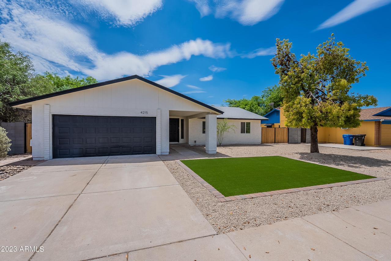 4215 W Villa Rita Dr., Glendale, AZ 85308