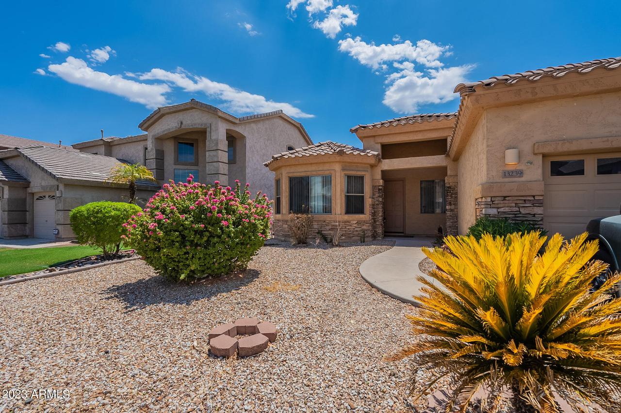 13239 W Stella Ln., Litchfield Park, AZ 85340