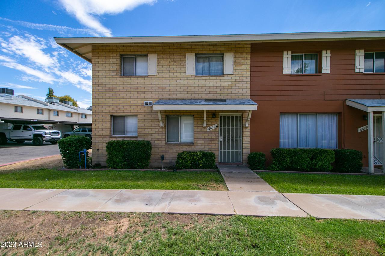 6627 N 44th Ave., Glendale, AZ 85301