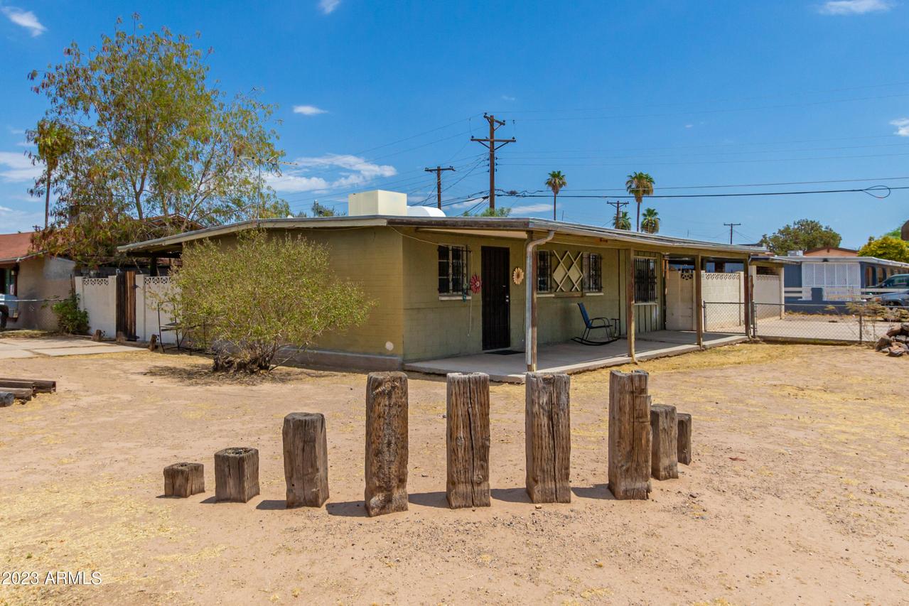 2107 N 40th Dr., Phoenix, AZ 85009