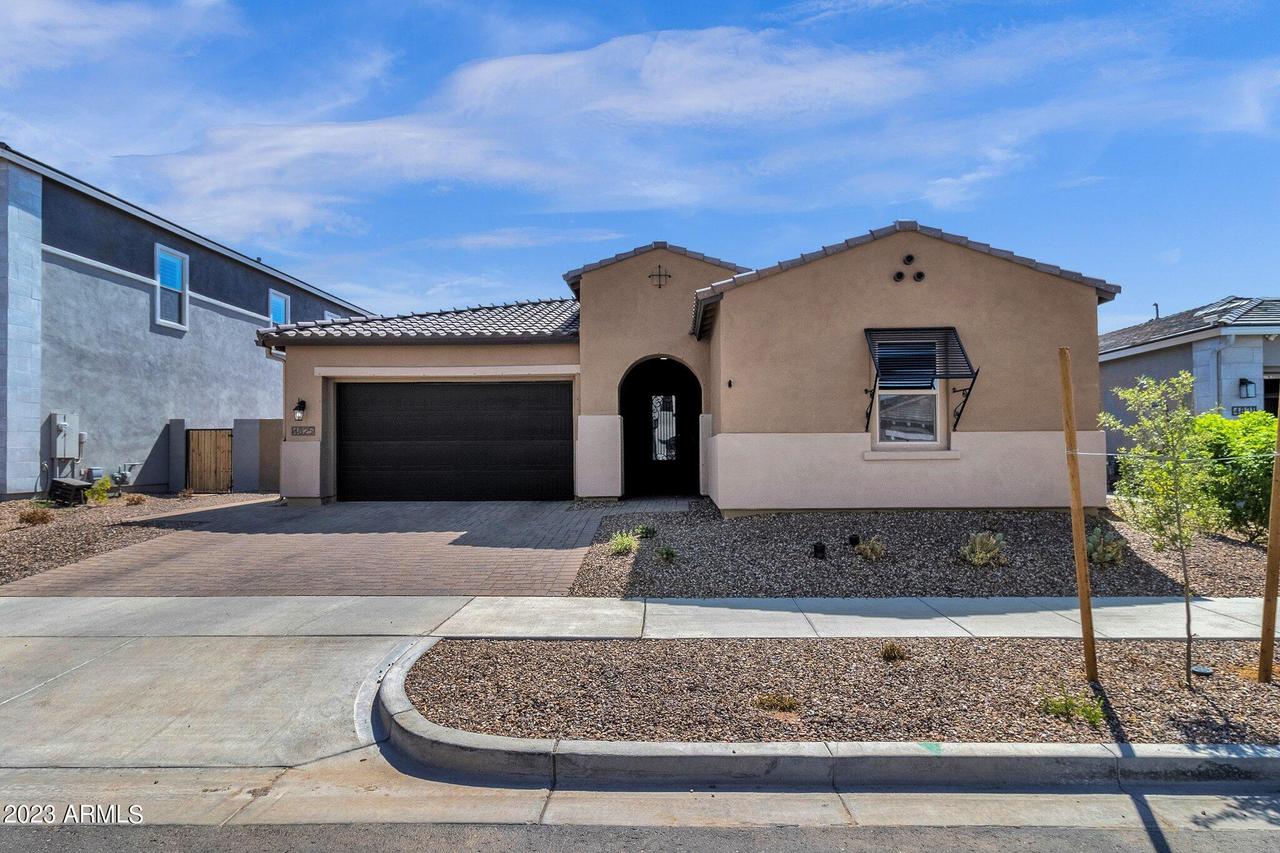 4825 S Orbit, Mesa, AZ 85212