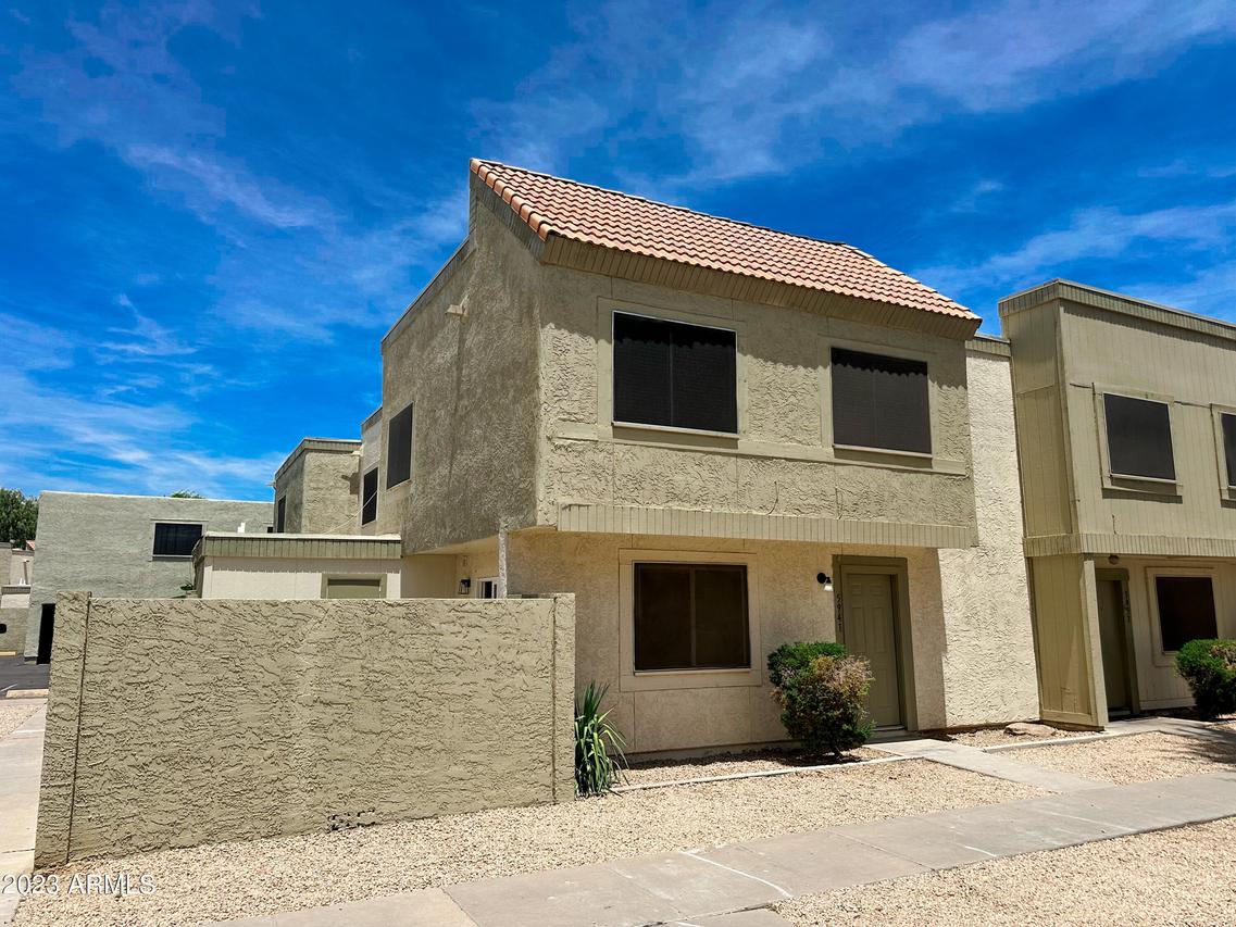 5941 N 48th Ave., Glendale, AZ 85301