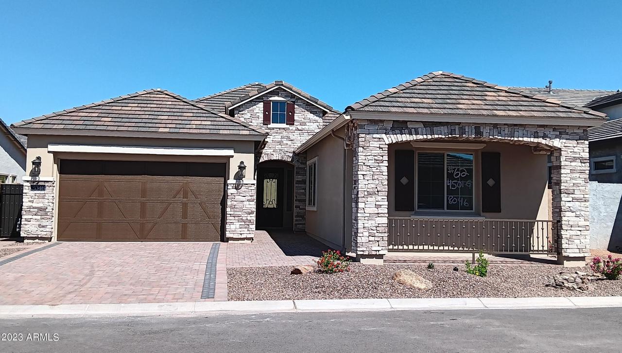 8046 E Jasmine St., Mesa, AZ 85207