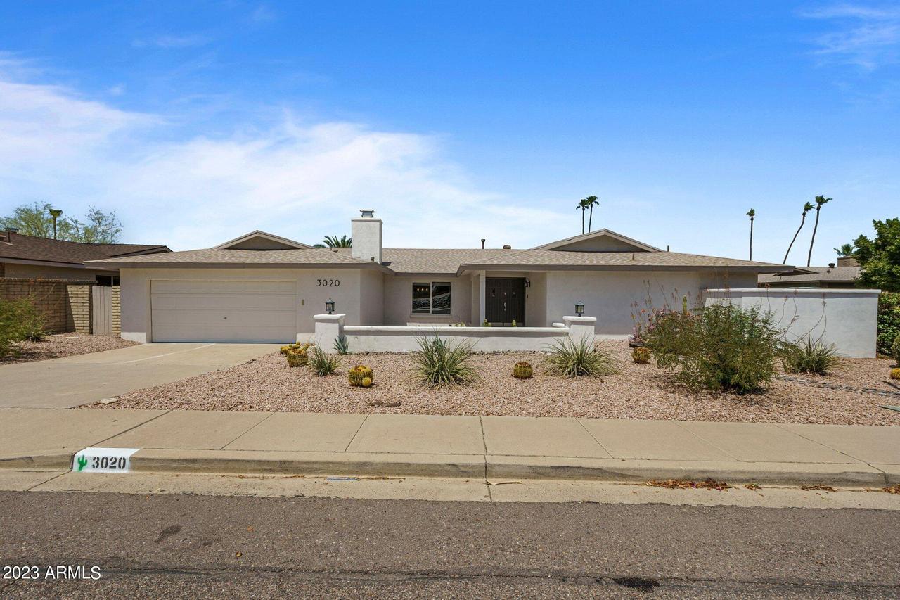 3020 E Mission Ln., Phoenix, AZ 85028