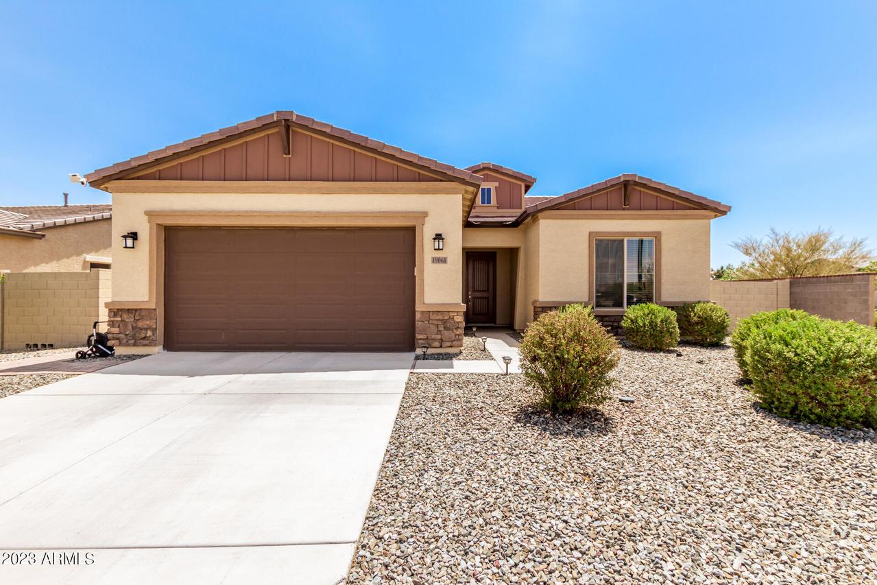 19061 W Palo Verde Dr., Litchfield Park, AZ 85340